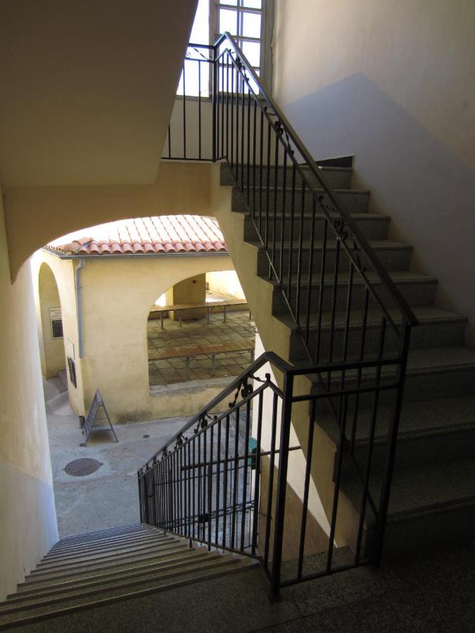 Hotel Du Centre Calvi  Luaran gambar